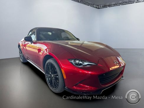 New 2026 MAZDA MX-5 Miata Club RWD image 2