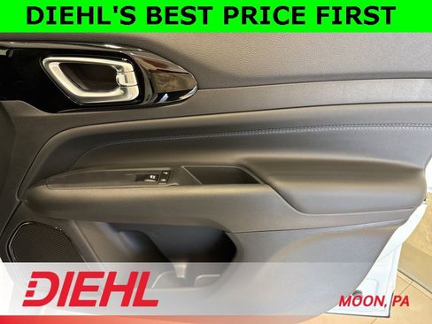 New 2026 Jeep Compass Limited image 15