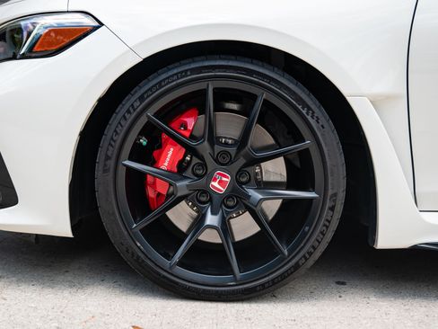 Used 2025 Honda Civic Type R image 40