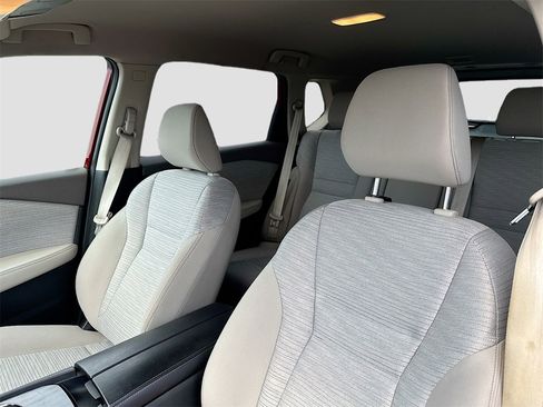 Used 2021 Nissan Rogue SV image 12