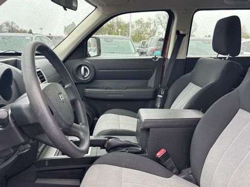 Used 2008 Dodge Nitro SXT AWD/4WD image 12