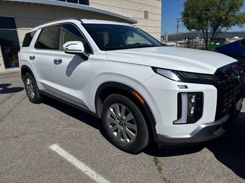 Used 2025 Hyundai Palisade SEL AWD/4WD image 3