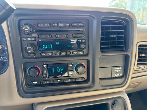 Used 2006 Chevrolet Silverado 3500 LT w/ Heavy-Duty Power Package RWD image 17