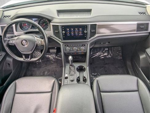 Used 2018 Volkswagen Atlas SE image 18
