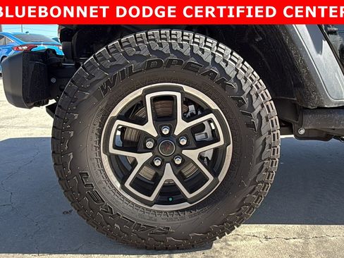 Used 2025 Jeep Gladiator Rubicon image 30