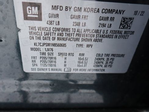 Used 2022 Chevrolet Trax LT w/ LT Convenience Package image 34