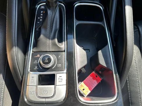 Used 2022 Kia Telluride EX w/ EX Premium Package AWD/4WD image 34