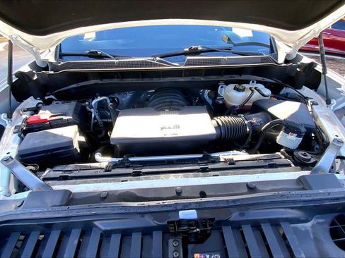 Used 2022 Chevrolet Silverado 1500 LT image 30