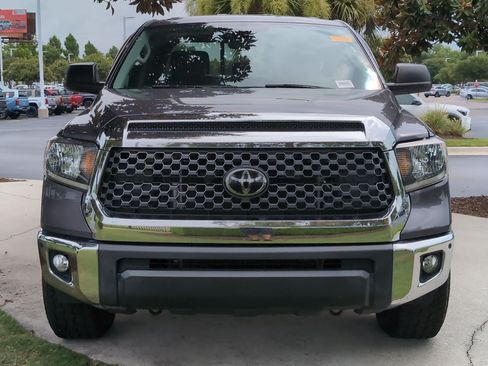 Used 2021 Toyota Tundra SR5 RWD image 3
