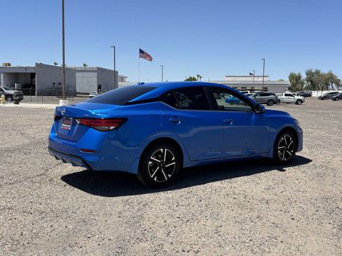 Used 2024 Nissan Sentra SV FWD image 8