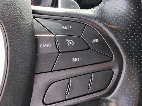 Used 2022 Dodge Durango R/T w/ Blacktop Package AWD/4WD image 26