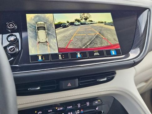 Used 2023 Buick Envision Essence w/ Technology Package I AWD/4WD image 10