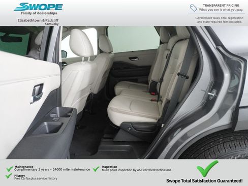 Used 2023 Nissan Pathfinder SL w/ Lighting Package (N92) AWD/4WD image 12