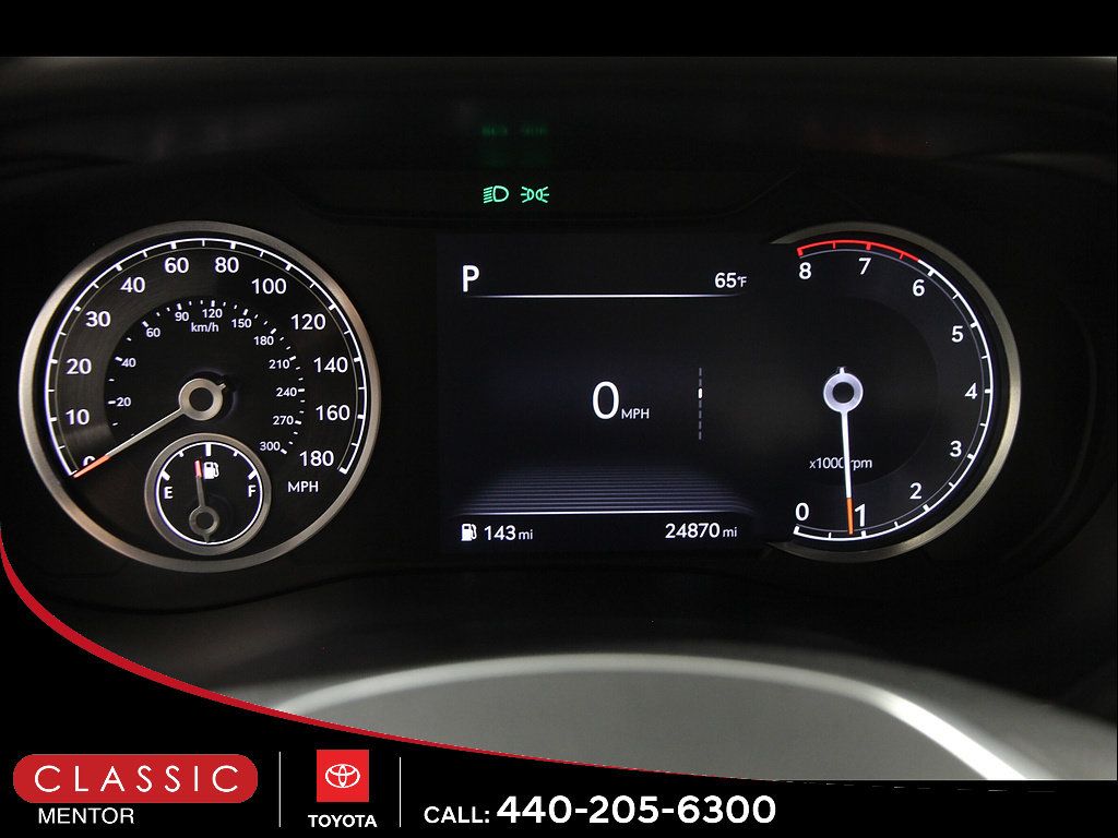 Used 2023 Genesis G70 2.0T AWD/4WD image 8
