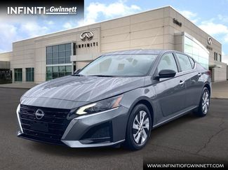 Used 2024 Nissan Altima 2.5 S image 1