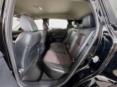 Certified 2025 Nissan Kicks SR image 9