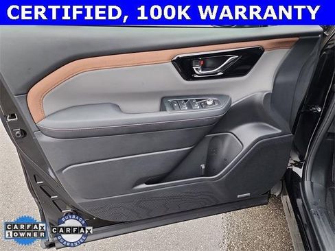 Certified 2025 Subaru Forester Sport image 11