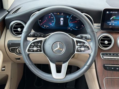 Used 2022 Mercedes-Benz GLC 300 image 16