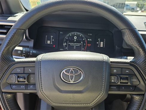 Used 2025 Toyota Tacoma SR5 image 22