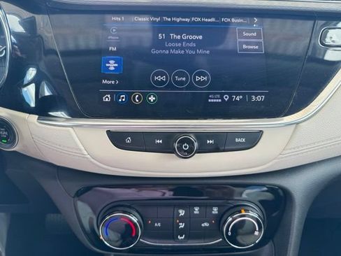 Used 2021 Buick Encore GX Preferred w/ Sport Touring Package FWD image 9