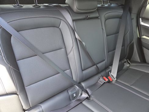 New 2026 GMC Terrain Elevation w/ Elevation Premium Package FWD image 22