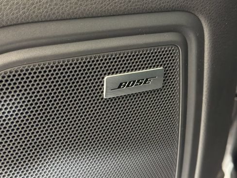 Certified 2024 Porsche Macan AWD/4WD image 28