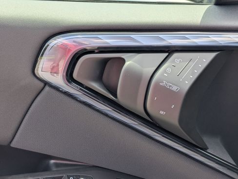 New 2025 BMW X3 xDrive30i w/ Premium Package image 12