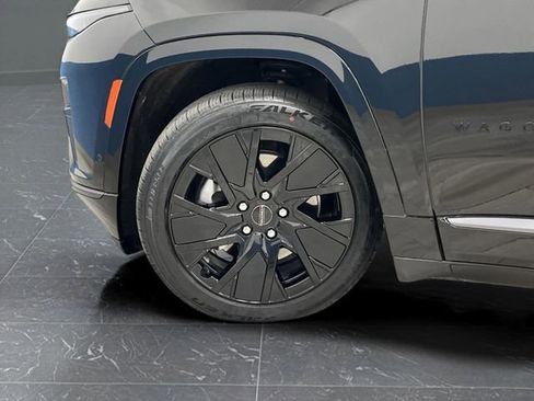 Used 2024 Jeep Wagoneer Launch Edition image 40