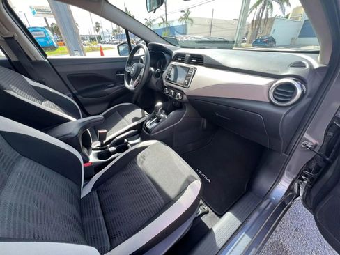 Used 2021 Nissan Versa SV image 17