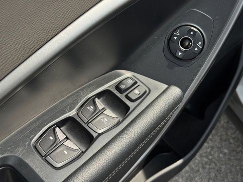 Used 2017 Hyundai Santa Fe Sport FWD image 25