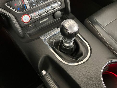 Used 2015 Ford Mustang GT Premium image 33