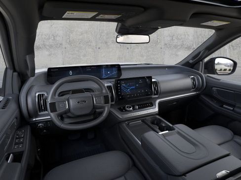 New 2026 Ford Expedition Platinum image 9