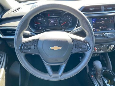 Used 2023 Chevrolet TrailBlazer LT image 12