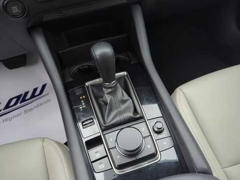 Used 2019 MAZDA MAZDA3 Sedan w/ Select Package image 33