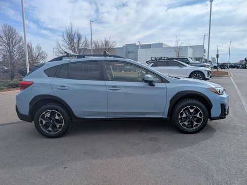 Used 2020 Subaru Crosstrek 2.0i Premium w/ Moonroof Package 2 image 7