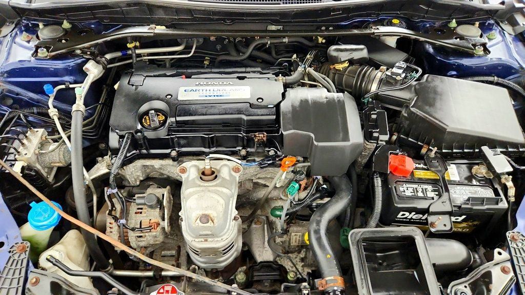 Used 2013 Honda Accord Sport image 26