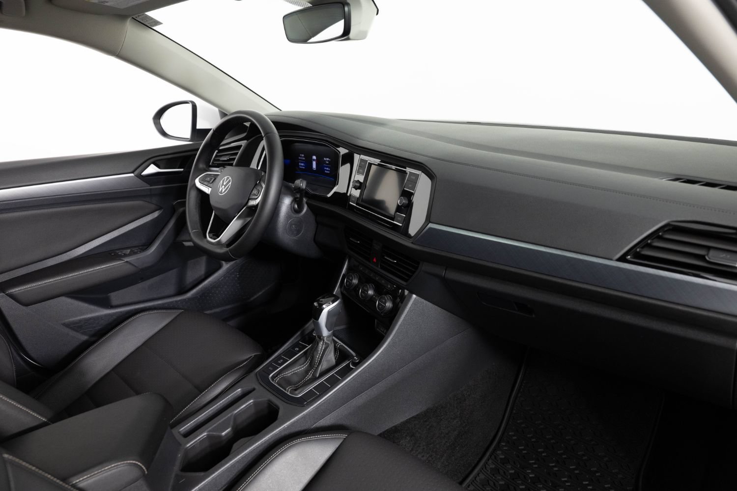 Used 2024 Volkswagen Jetta SE FWD image 24