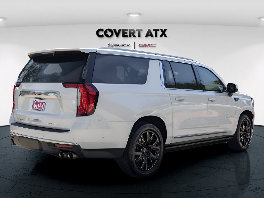 Used 2023 GMC Yukon XL Denali w/ Denali Reserve Package AWD/4WD image 7