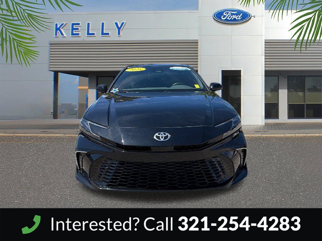Used 2026 Toyota Camry XSE FWD image 8
