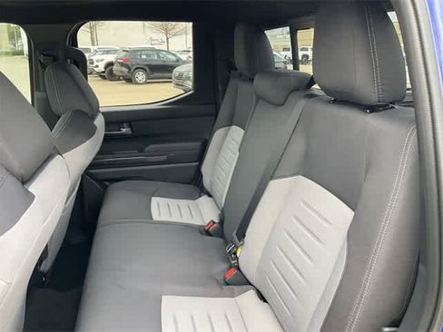 Used 2025 Toyota Tacoma TRD Sport image 16