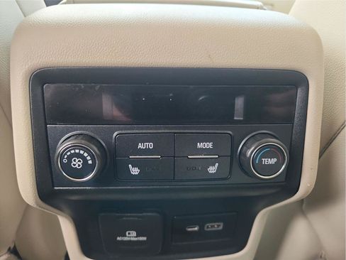 Used 2020 GMC Acadia Denali w/ Trailering Package FWD image 21