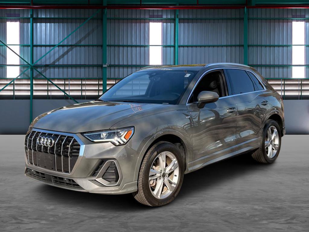 Used 2023 Audi Q3 2.0T Premium w/ Convenience Package AWD/4WD image 1