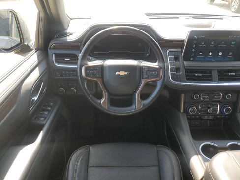Used 2022 Chevrolet Tahoe High Country AWD/4WD image 18