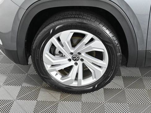 Certified 2023 Volkswagen Atlas SE w/ Panoramic Sunroof Package image 30