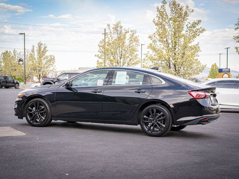 Used 2024 Chevrolet Malibu LT w/ Midnight Edition image 9