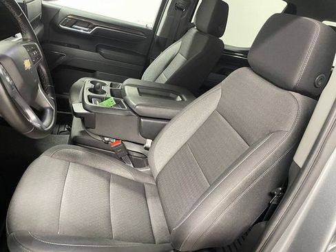 Used 2024 Chevrolet Silverado 1500 LT AWD/4WD image 12
