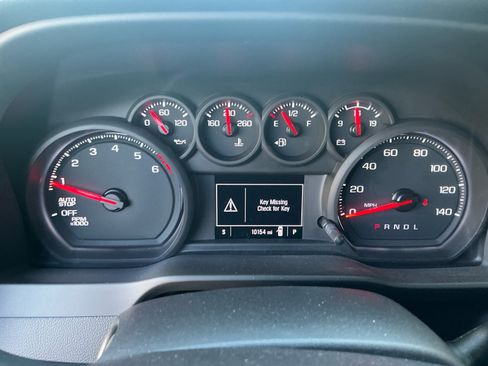 Used 2026 Chevrolet Silverado 1500 Custom RWD image 8
