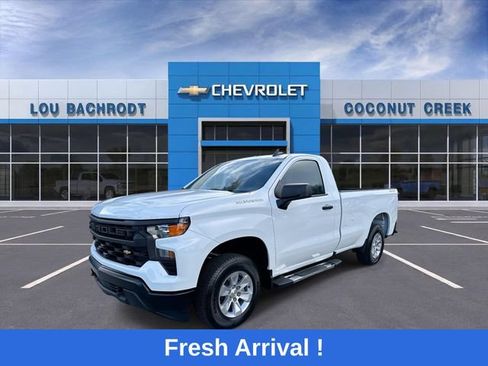 Used 2025 Chevrolet Silverado 1500 W/T AWD/4WD image 4