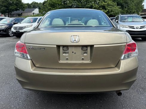 Used 2010 Honda Accord LX image 6