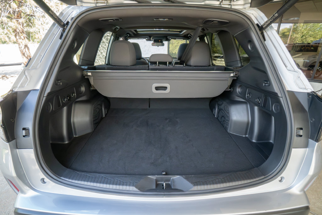 Certified 2025 Subaru Forester Premium AWD/4WD image 20